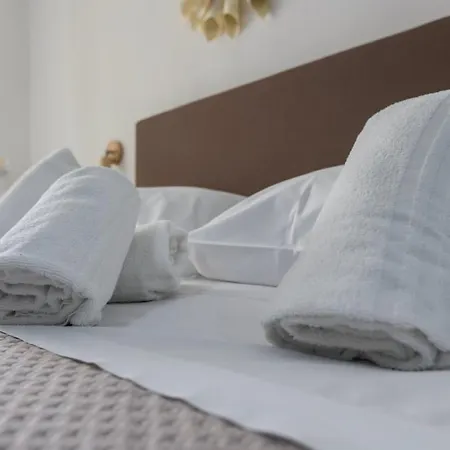 Relais Borbonico Chiaia 아파트 *